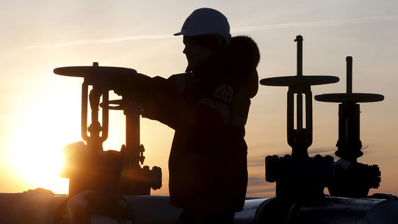 Акции российских нефтяников могут выиграть от возможного дефицита нефти