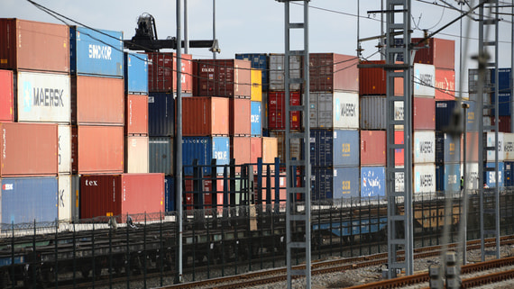 Мировое производство контейнеров снизилось на 71% в I квартале 2023 года