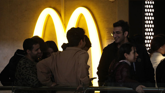 Bloomberg: McDonald's может уйти из Казахстана из-за проблем с поставками