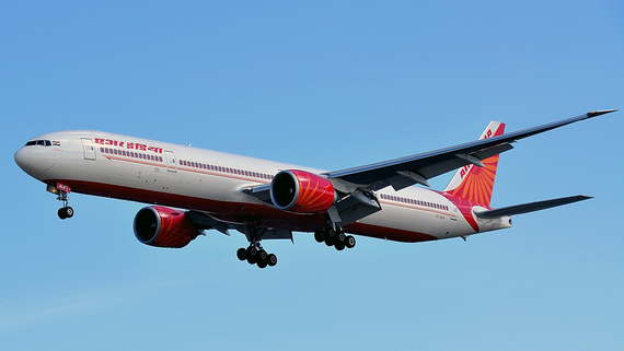 СМИ: летевший из Индии в США самолет экстренно приземлился в Магадане