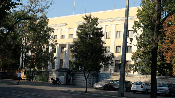 Румыния решила выслать 40 сотрудников посольства России