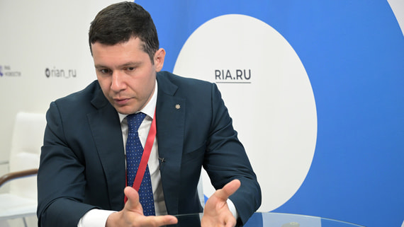 Алиханов предложил ввести многократные визы для русскоязычного населения Прибалтики