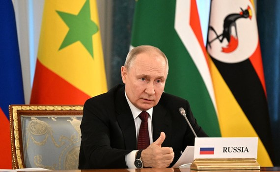 Путин впервые показал согласованный в Турции договор с Киевом