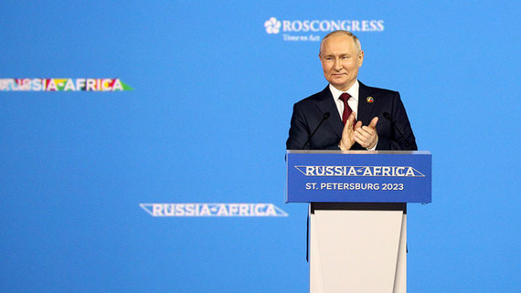 Владимир Путин и первые гости форума «Россия-Африка»