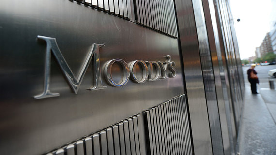 Как понижение рейтинга от Moody’s повлияет на акции банков США