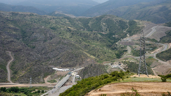 Доставить гуманитарные грузы в Карабах снова не удалось