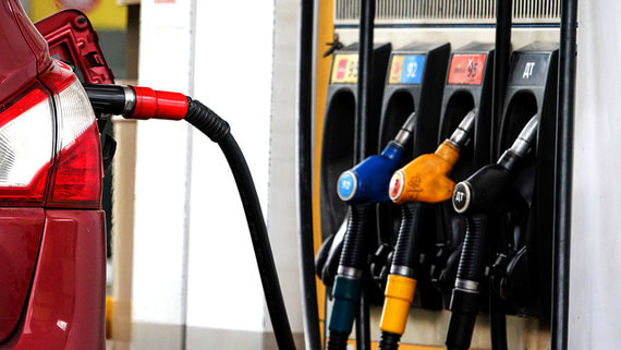 Цена бензина на бирже снизилась до минимума с мая