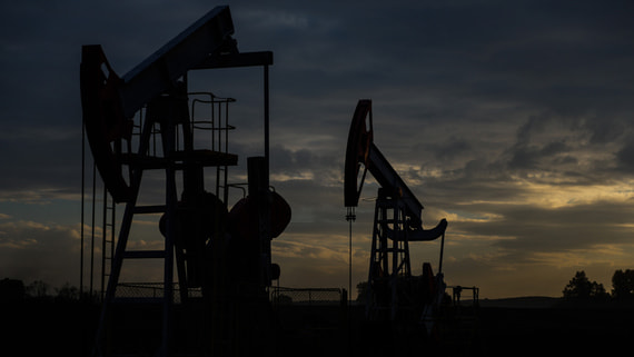 Цена нефти Brent опустилась ниже $90 за баррель