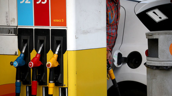 Правительство определило новые меры для сдерживания цен на бензин и дизтопливо