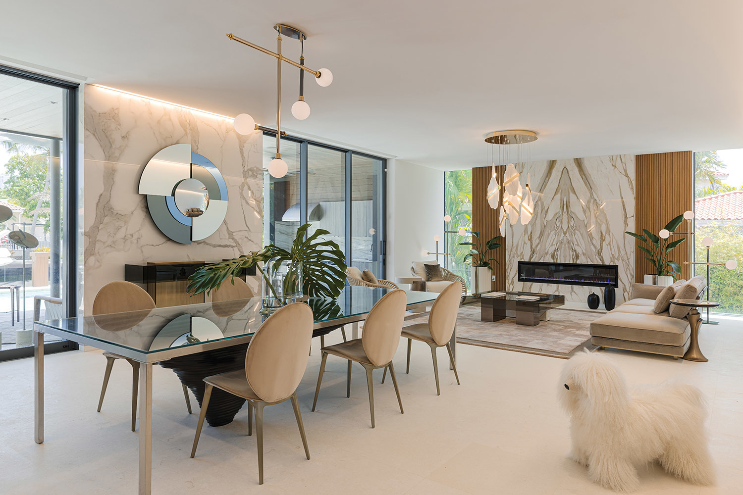 Ткань, кожа, стекло и дерево – основные материалы декора Visionnaire