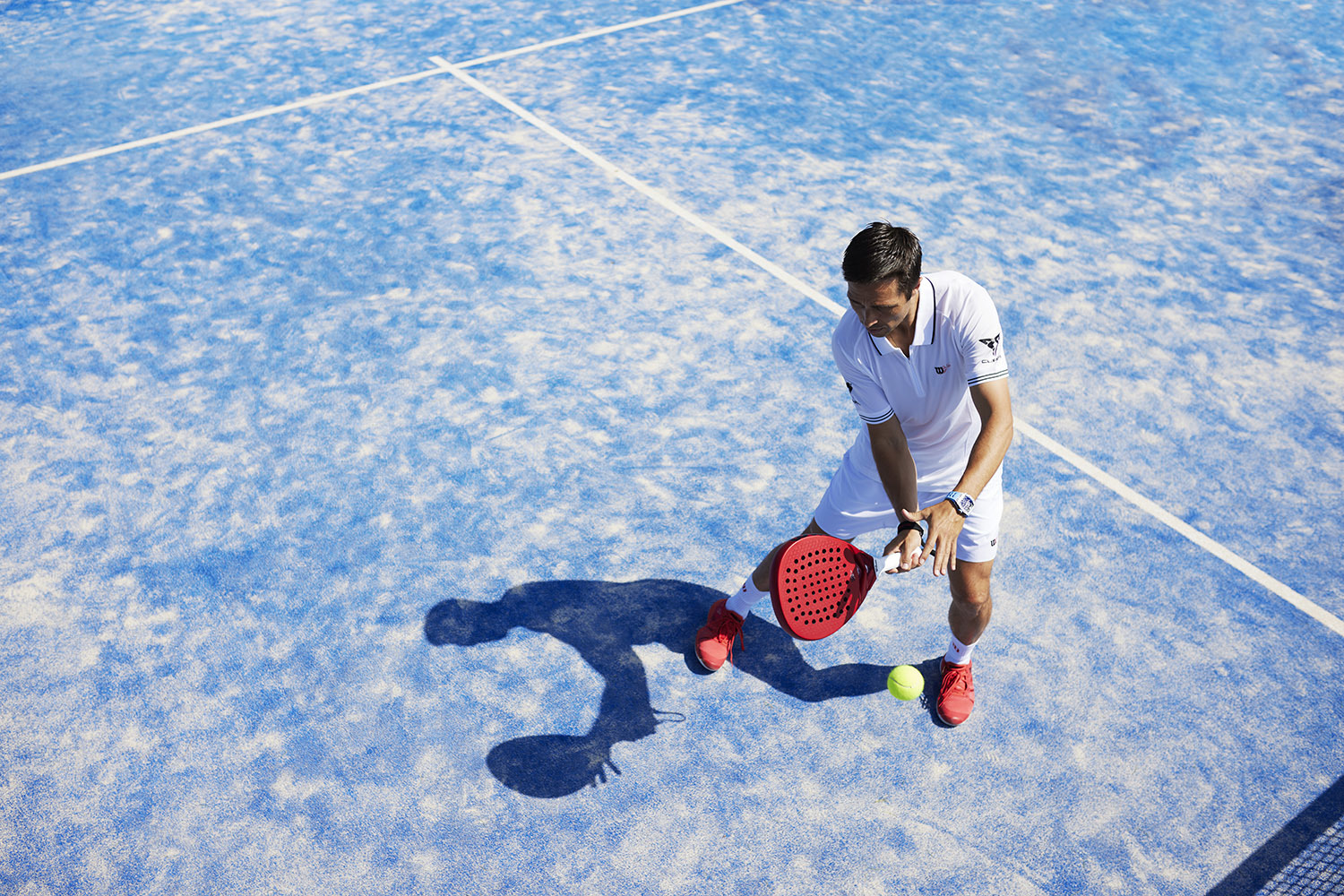 Фернандо Беластегин – мировая звезда падела и посол часовой марки Richard Mille. На руке у спортсмена часы RM 35-03 Automatic Rafael Nadal