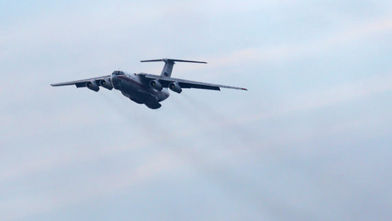 Самолет МЧС с первой группой эвакуированных из Газы россиян прибыл в Москву