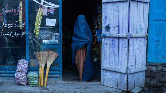 В Афганистане закроют салоны красоты для женщин