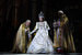 В роли королевы Елизаветы II в сцене из спектакля «Аудиенция» в Театре Наций в Москве.