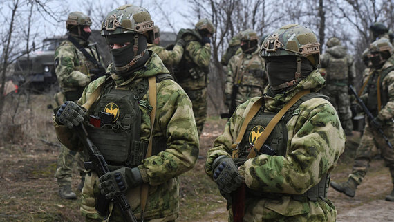 Парламент Крыма сообщил о достаточном количестве военных для защиты региона