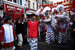 На фото:<strong> </strong>танец китайского льва исполняется в китайском квартале во время празднования Лунного Нового года в Лондоне, Великобритания