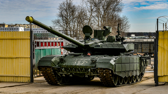 Картаполов заявил о преимуществе российских Т-90 перед немецкими Leopard