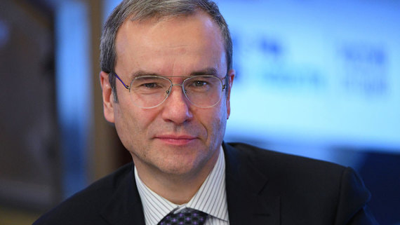 Зеленин был губернатором Тверской области с 2003 по 2011 г., а покинув госслужбу, занялся бизнесом