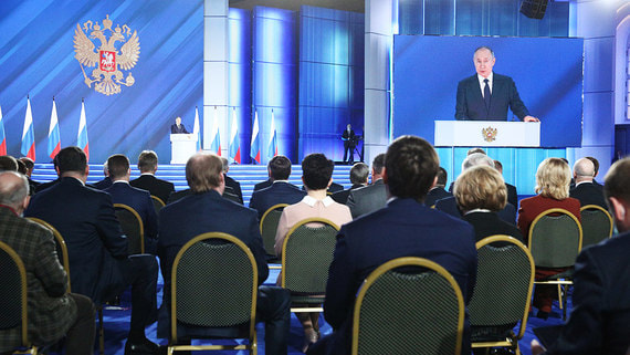 Песков: подготовка к посланию Путина Федеральному собранию не прекращалась