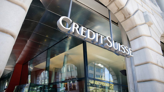 Бывший топ-менеджер «Сибура» подал в суд на Credit Suisse