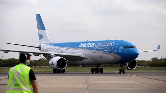 Авиакомпания Aerolineas Argentinas отменила более 300 рейсов из-за забастовок