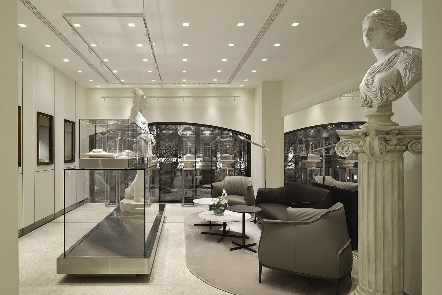 Интерьер нового бутика Дома высокого ювелирного искусства Shiphra