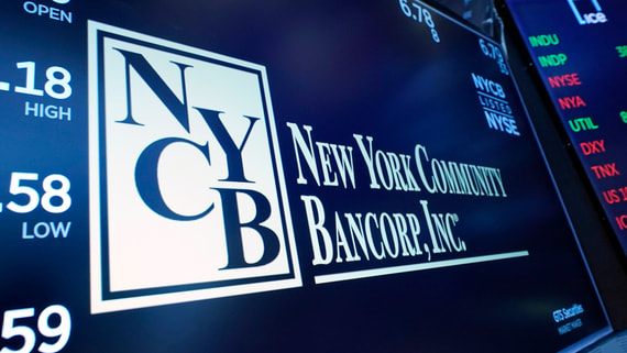 Акции New York Community Bancorp упали почти на 30% после смены гендиректора