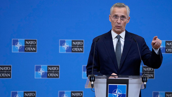 Генсек НАТО прибыл в Азербайджан