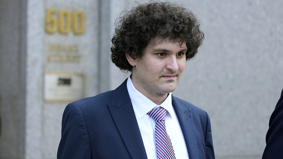 Суд приговорил основателя криптобиржи FTX к 25 годам лишения свободы
