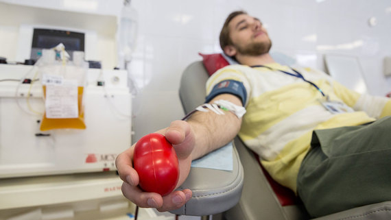 Донорство крови признают благотворительной деятельностью