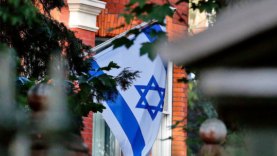 Sky: Израиль закрыл до 28 посольств по всему миру после угрозы Ирана