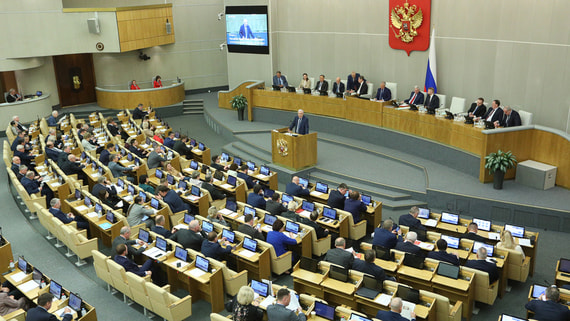 Госдума приняла в первом чтении законопроект о новых требованиях к «квалам»