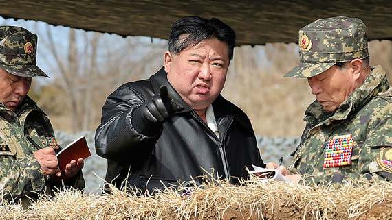 Лидер Северной Кореи призвал армию готовиться к войне