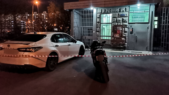 Отец и друг подозреваемого в убийстве из-за парковки в Москве были задержаны