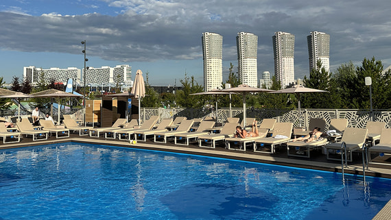 Атмосфера курорта: Москва становится центром рекреационного отдыха