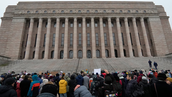 Парламент Финляндии поддержал введение крупных штрафов за нелегальные забастовки