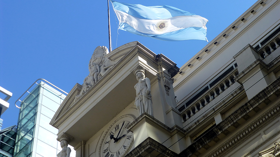 ЦБ Аргентины снизил ставку шестой раз подряд