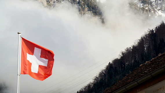 Швейцария может смягчить запрет на экспорт оружия