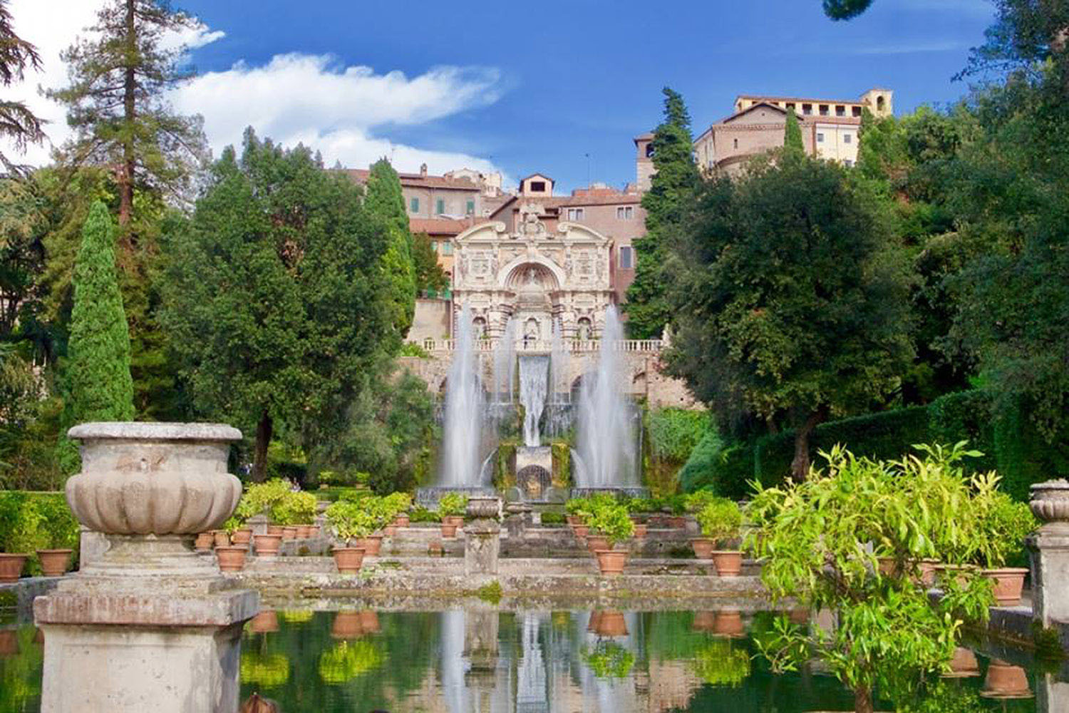 Фонтан «Нептун» – один из красивейших в саду Виллы д`Эсте в Тиволи