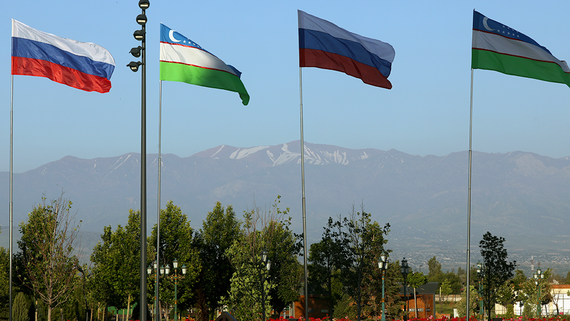 Москва и Ташкент подписали контракт на строительство АЭС в Узбекистане