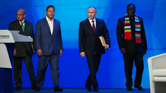 Какие аспекты международных отношений обсудили лидеры России, Зимбабве и Боливии