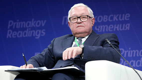 Рябков: прием в БРИКС возможен для стран, не участвующих в политике санкций