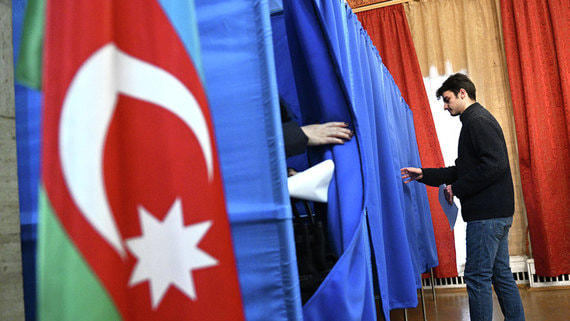 Парламент Азербайджана предложит президенту назначить досрочные выборы