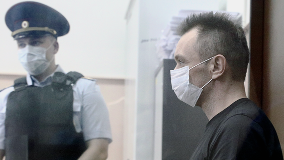 Суд в Москве продлил арест фигуранту дела экс-замминистра обороны Иванова