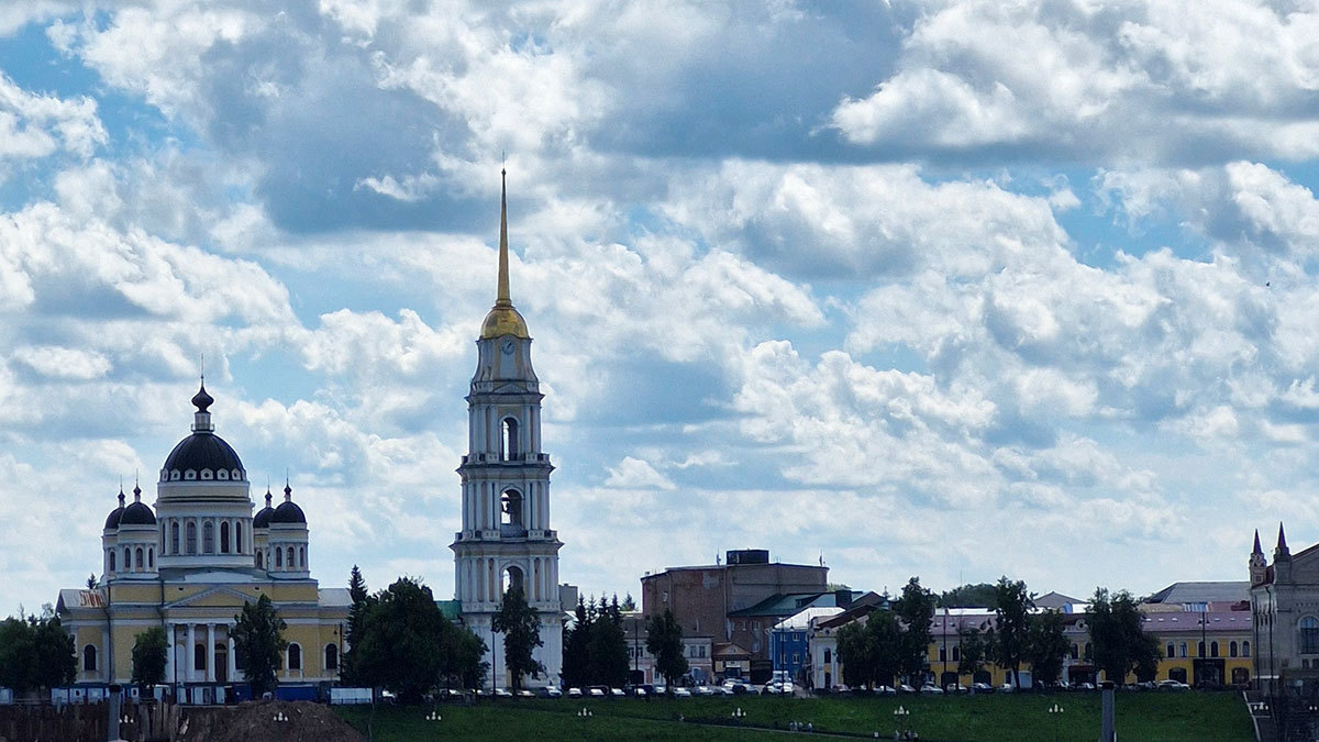 Прорыв уездного города