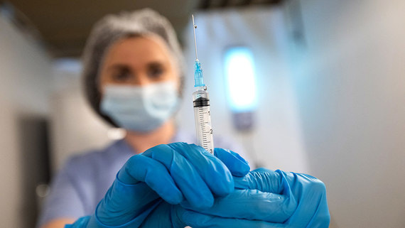 Финляндия первой в мире начнет вакцинацию людей от птичьего гриппа