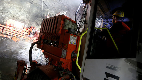 «Коммерсантъ»: правительство обсуждает увеличение пошлин на горное оборудование