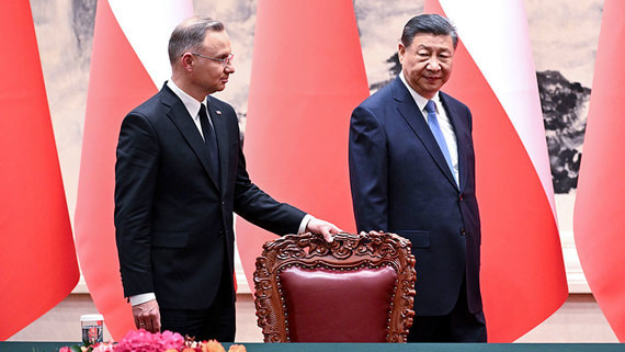 МИД КНР рассказал о переговорах лидеров Китая и Польши
