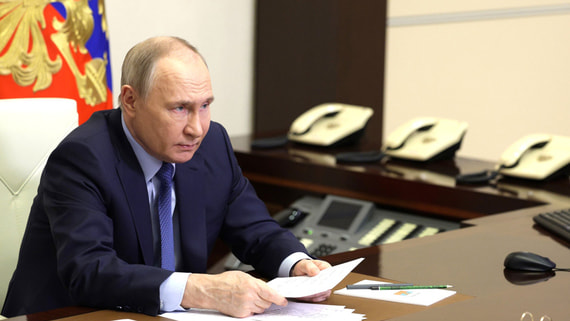 Путин на Совбезе обсудил производство ракет средней и меньшей дальности