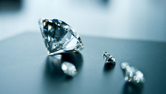 Гонконг нарастил импорт алмазов из России в 18 раз